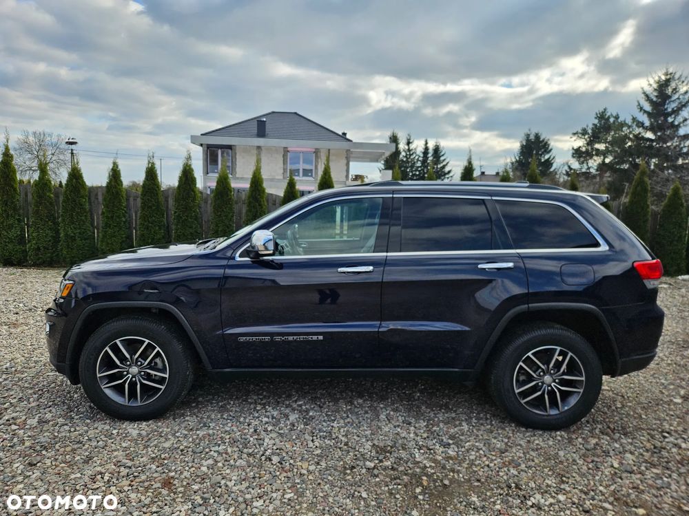 Jeep Grand Cherokee - 37