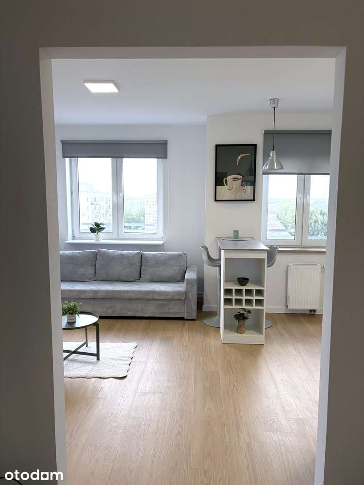 METRO POD KLATKĄ! Jasne 40m2 + loggia na 11 piętrze, Kondratowicza 22!