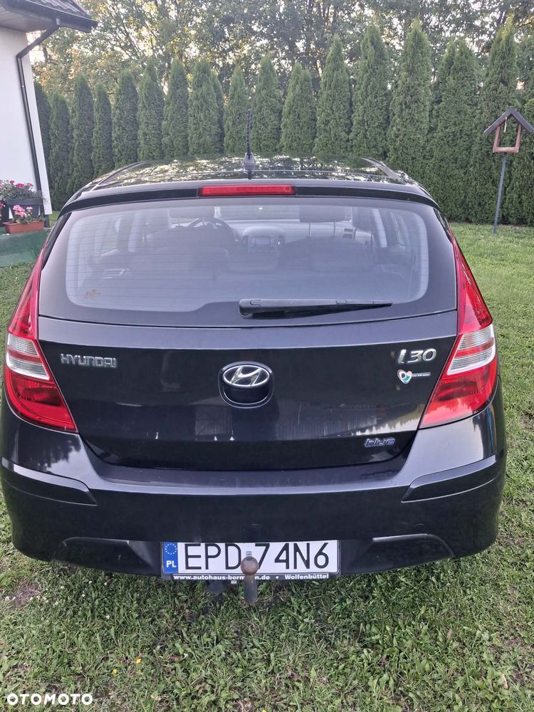 Hyundai i30 1.4 FIFA WM Edition - 4
