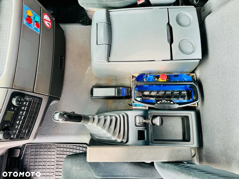 MAN MAN TGS 26.360 // 6x2 // przebieg 247 tyś.km // żuraw HMF // - 38