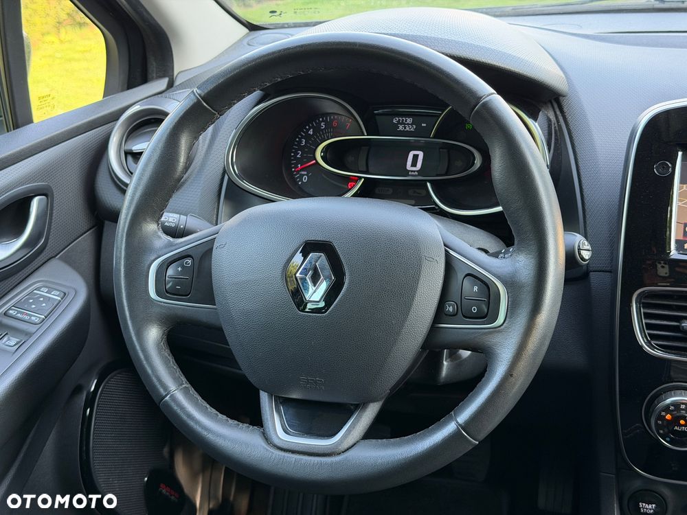Renault Clio 1.2 16V 75 Limited - 17
