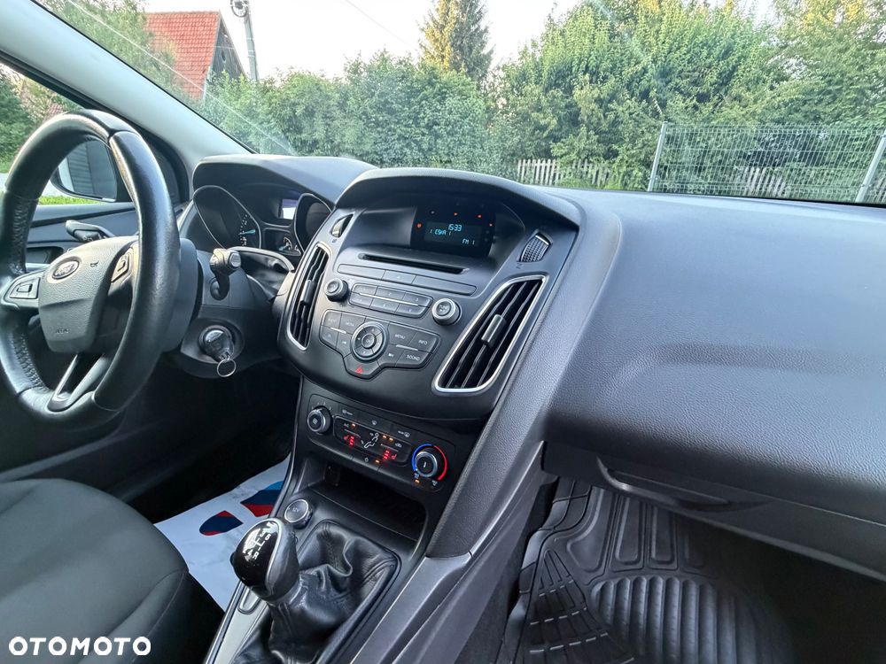 Ford Focus 1.0 EcoBoost Start-Stopp-System ACTIVE STYLE - 16