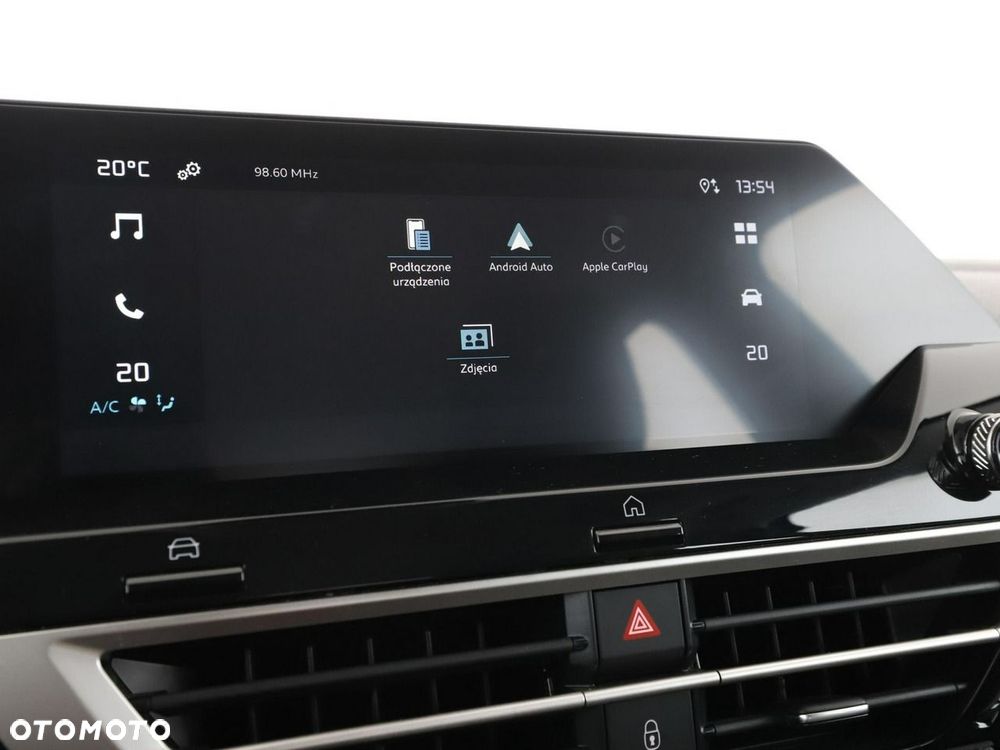 Citroën C4 Hybrid 100 ë-DSC6 YOU - 26