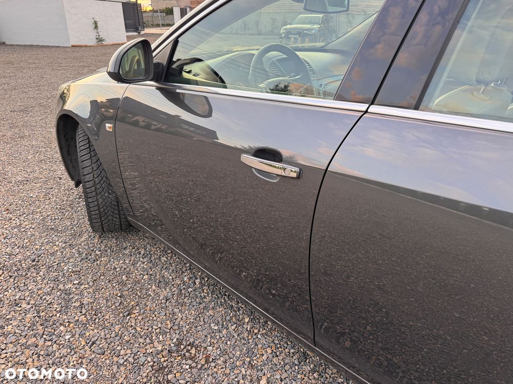 Opel Insignia - 14