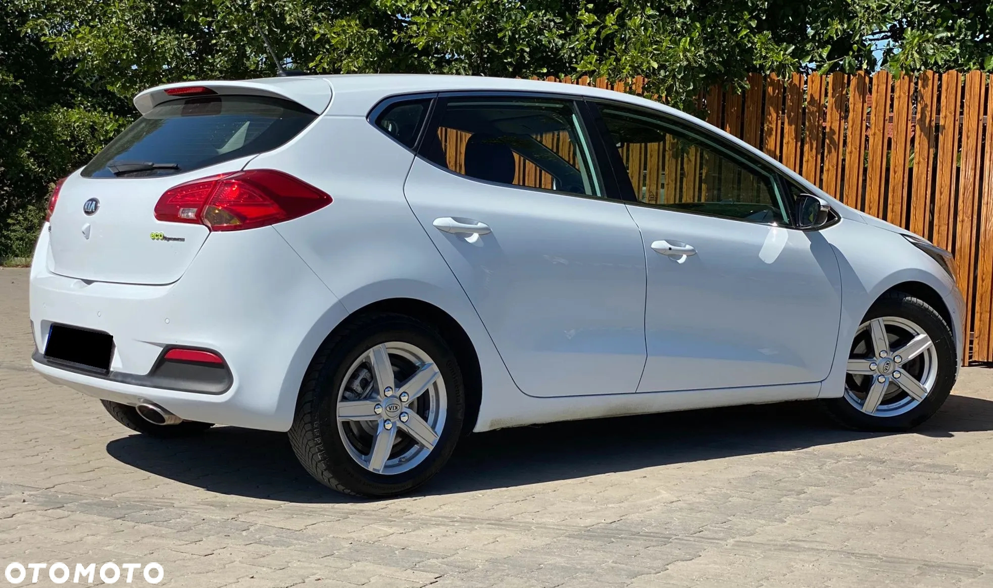 Kia Ceed 1.6 CRDi 128 Platinum Edition - 31