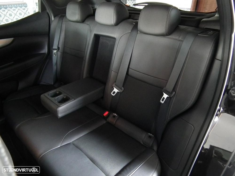 Nissan Qashqai 1.5 dCi N-Connecta DCT - 18