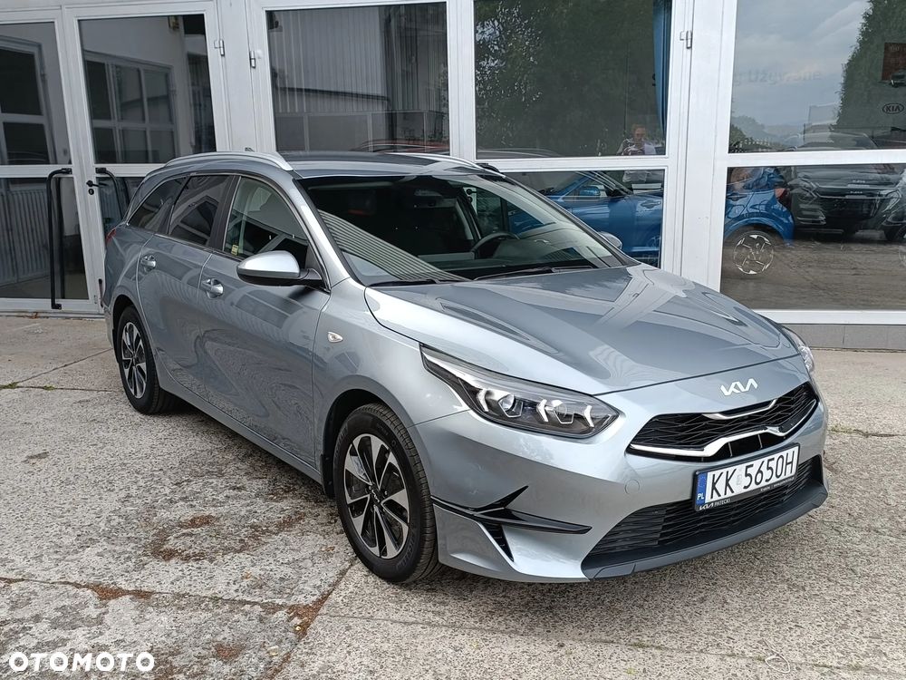Kia Ceed 1.5 T-GDI M DCT - 4