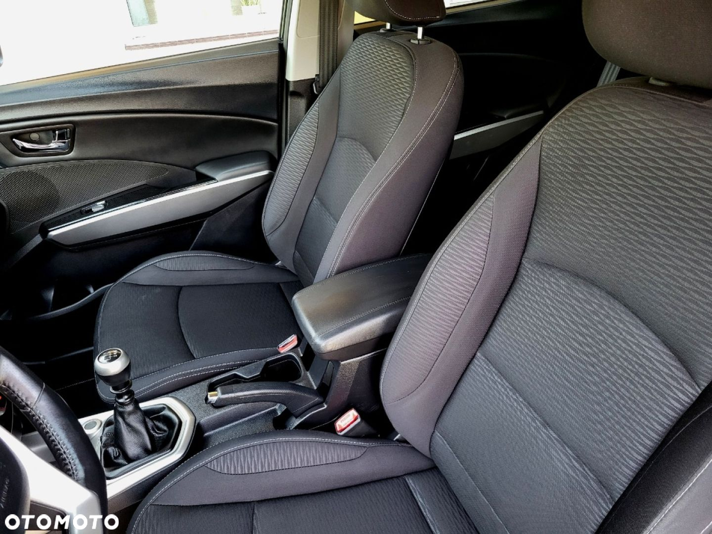 SsangYong/KGM Tivoli - 33