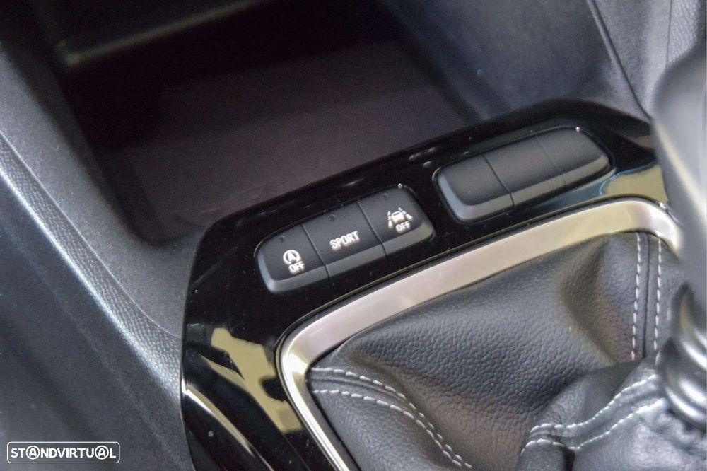 Opel Corsa 1.2 T GS - 16