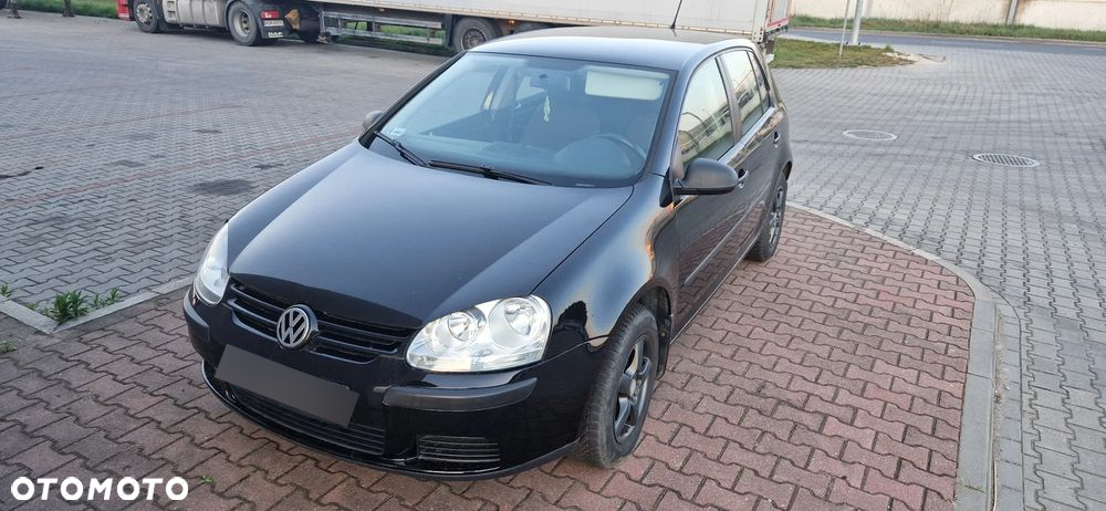 Volkswagen Golf - 5