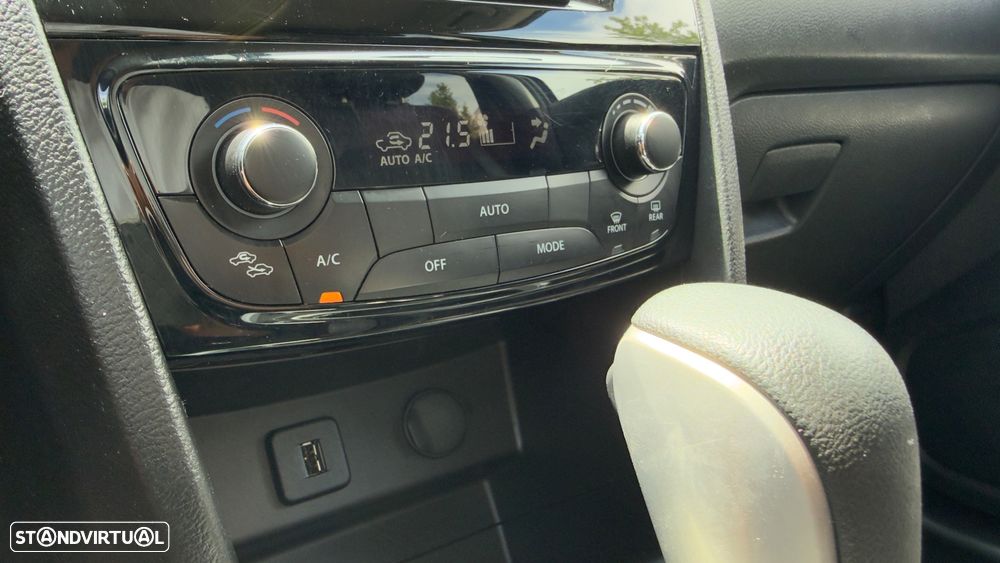 Suzuki Vitara 1.4 T S AT 4WD - 28