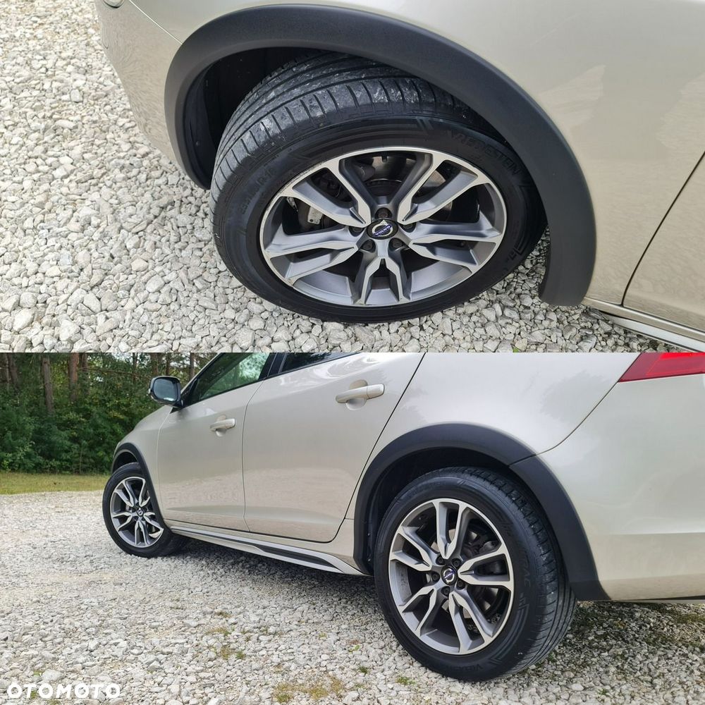 Volvo V60 Cross Country D3 Geartronic Momentum - 41