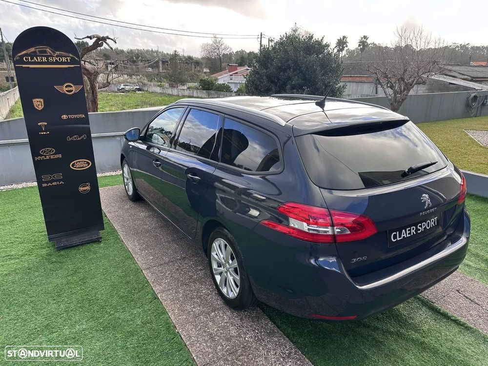 Peugeot 308 SW 1.2 PureTech Style - 13