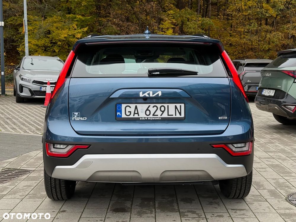 Kia Niro 1.6 GDI Hybrid M - 10