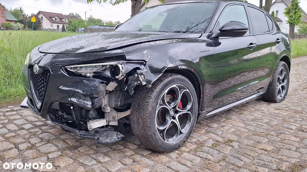 Alfa Romeo Stelvio 2.2 16V AT8 Q4 Veloce - 12