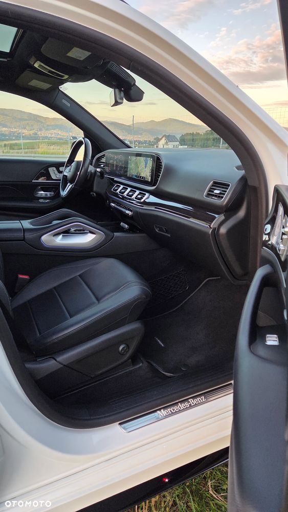 Mercedes-Benz GLE - 28