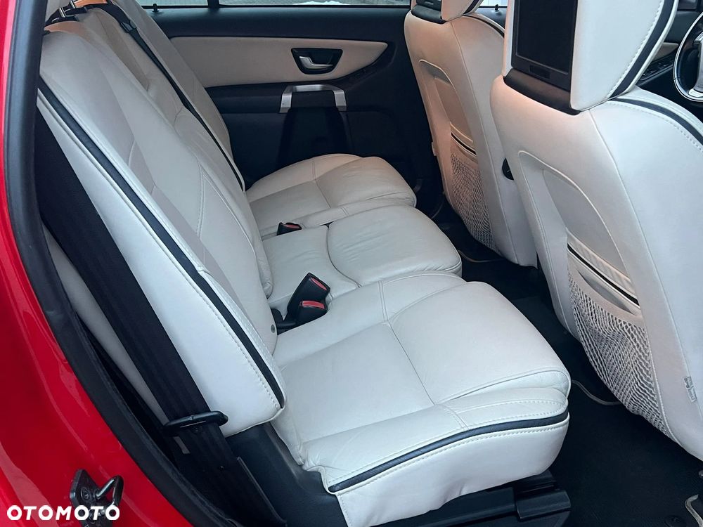 Volvo XC 90 - 11