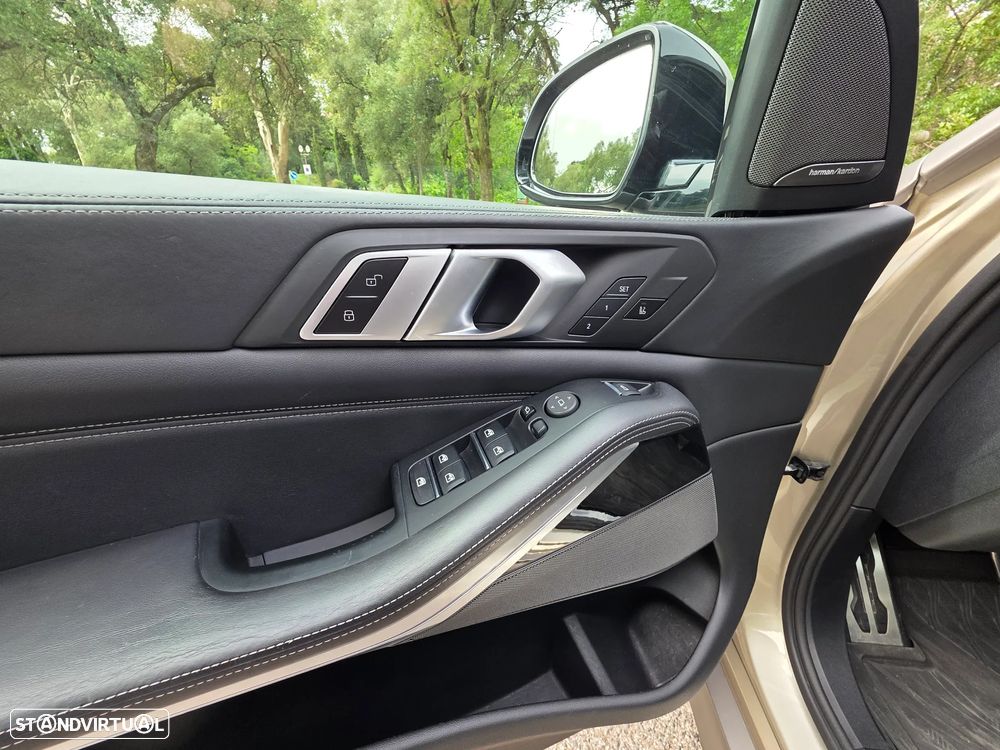BMW X5 30 d xDrive Pack M - 14