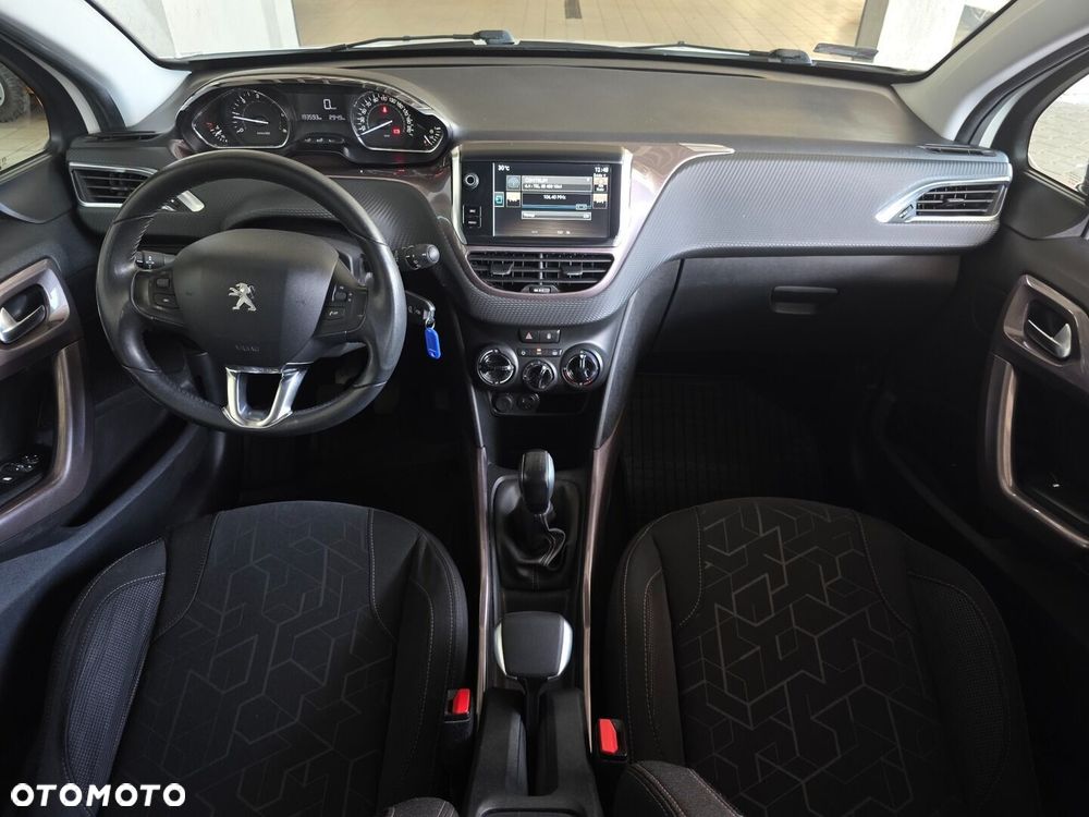 Peugeot 2008 1.6 e-HDi Active S&S - 9
