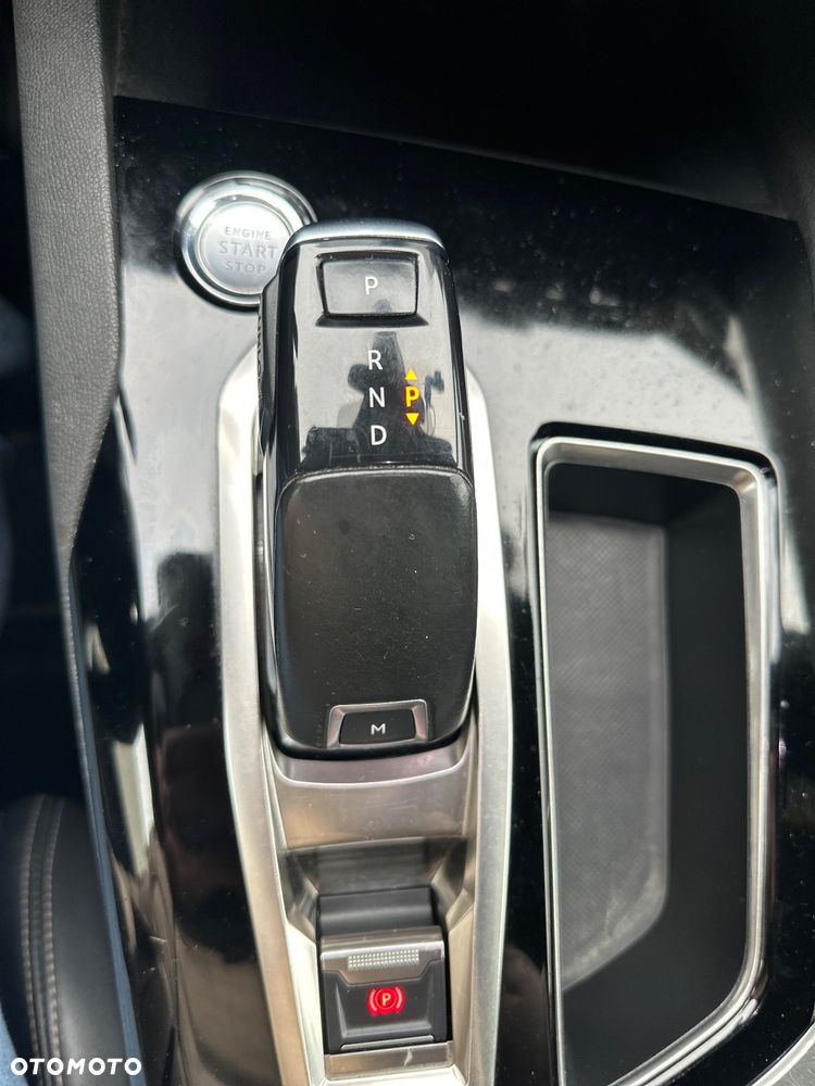 Peugeot 5008 2.0 BlueHDi GT Pack S&S EAT8 - 21