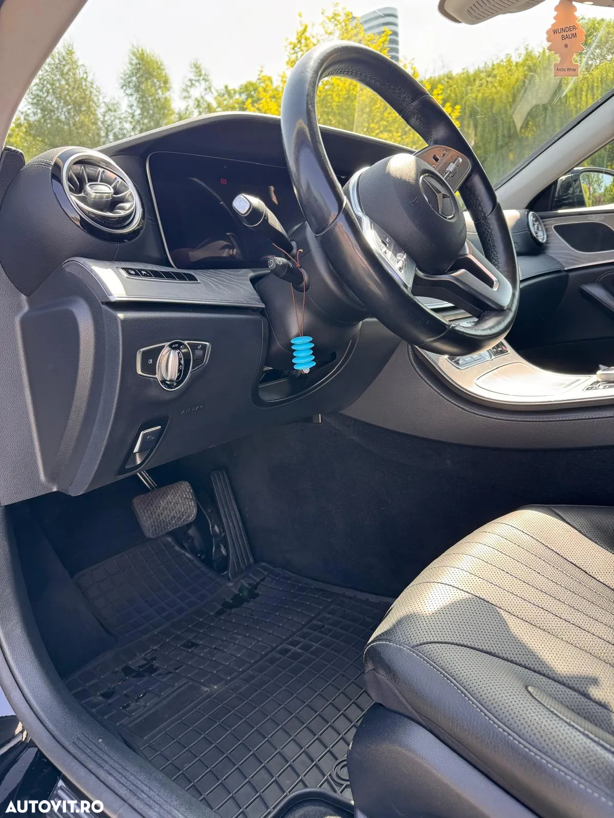 Mercedes-Benz CLS 350 d 4MATIC Aut - 23