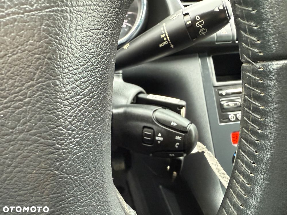 Peugeot 3008 120 VTi Tendance - 32