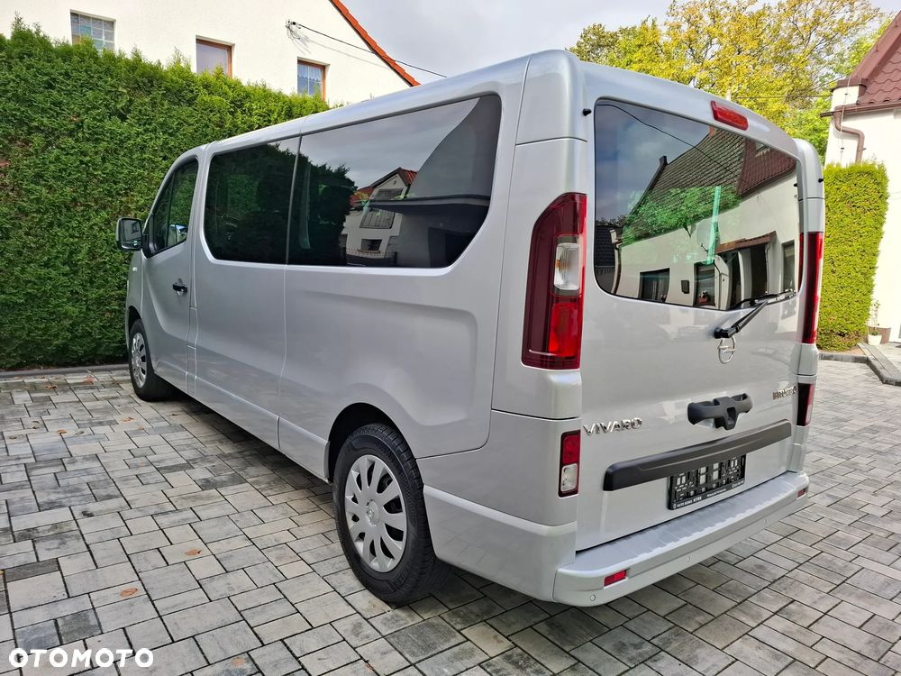 Opel Vivaro - 19