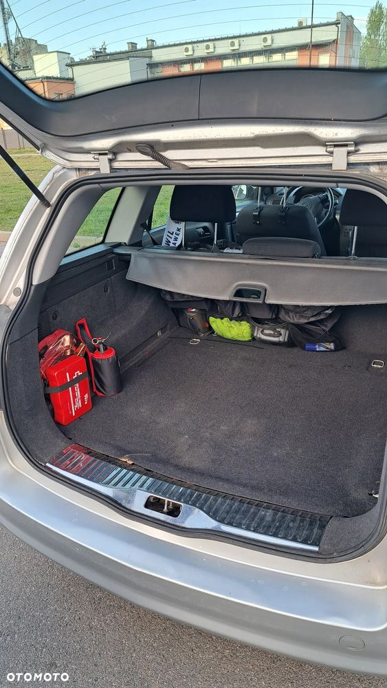 Opel Astra 1.6 Enjoy - 9