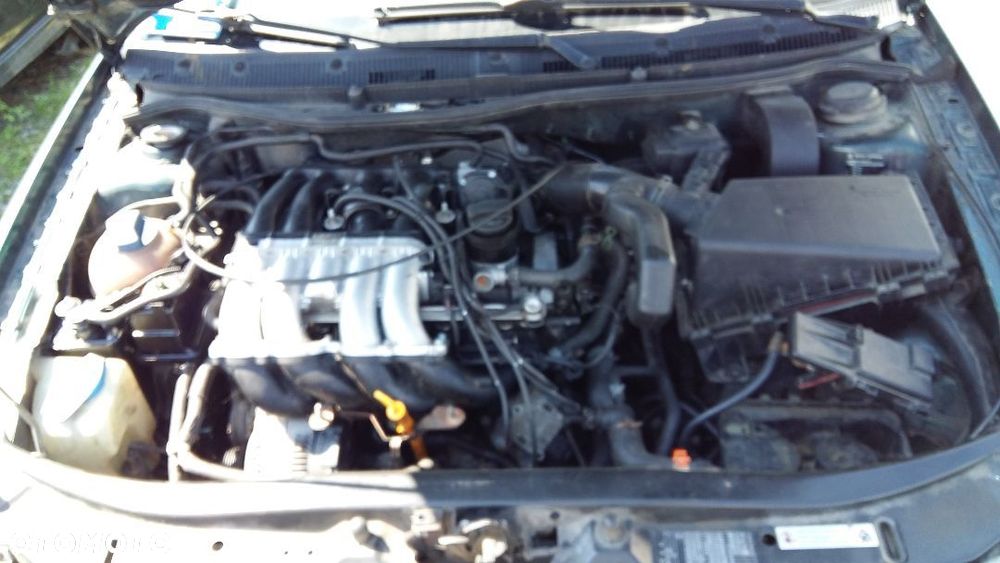 Cześci Skoda Octavia I 1.8 20V zielona hatchback 5-drzwi - 7