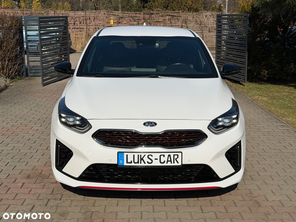 Kia Ceed 1.6 T-GDI GT-Challenge - 12