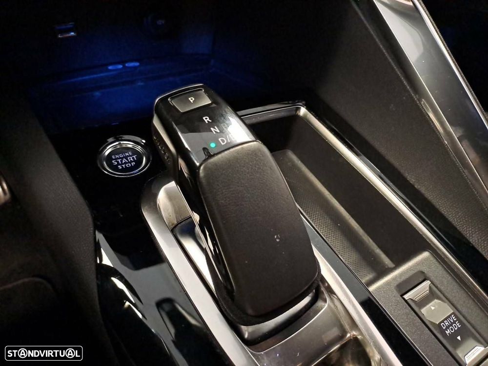 Peugeot 3008 1.6 Hybrid4 GT Pack e-EAT8 - 21