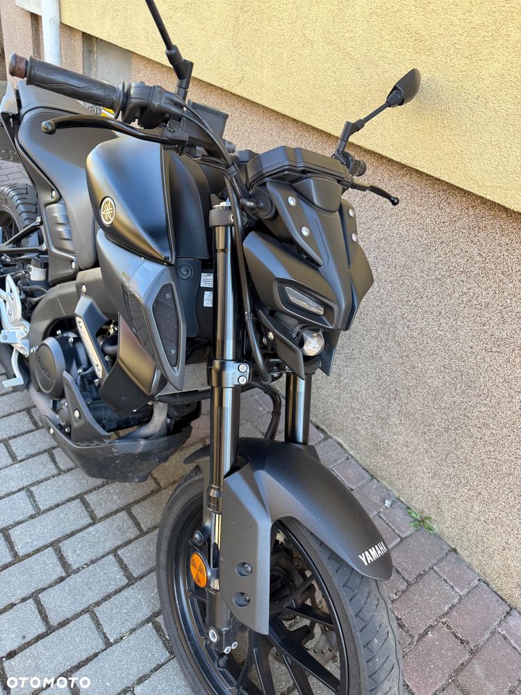 Yamaha MT - 11