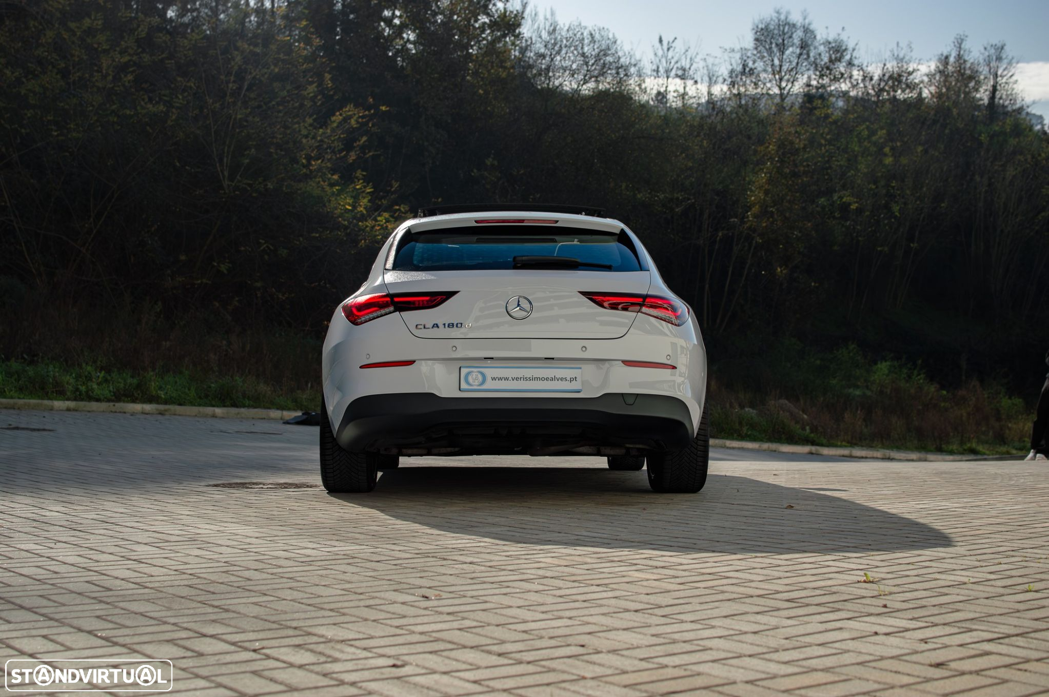 Mercedes-Benz CLA 180 - 51
