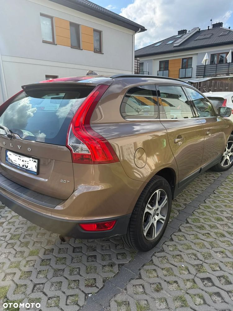 Volvo XC 60 2.0T Momentum - 3