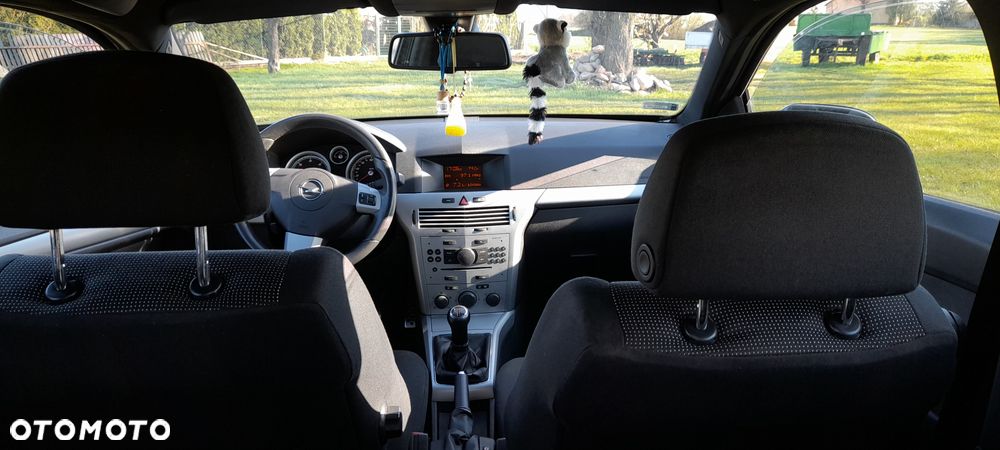 Opel Astra - 8