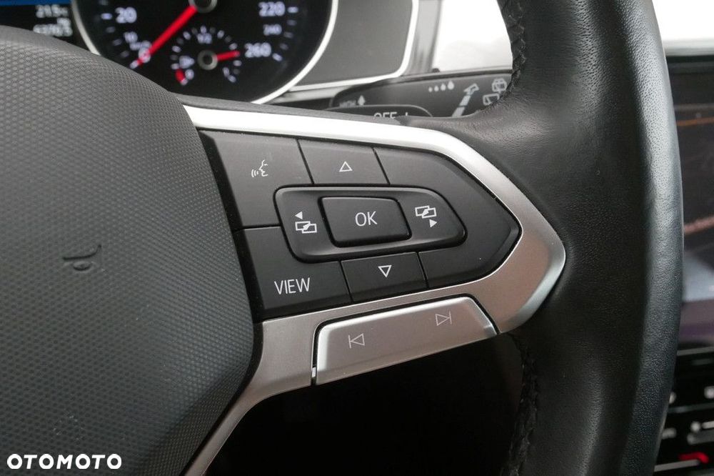 Volkswagen Passat Variant 2.0 TSI Business DSG - 24