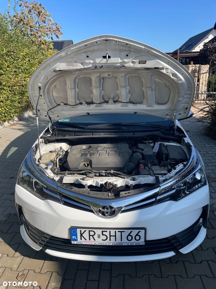Toyota Corolla 1.6 Comfort - 5