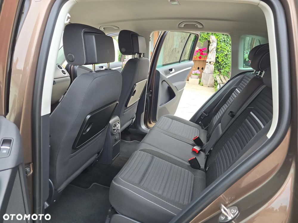 Volkswagen Tiguan 2.0 TDI DPF 4Motion Cup Sport & Style - 32