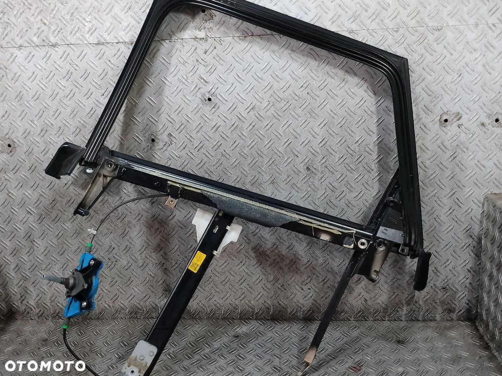 PODNOŚNIK SZYBY PRAWY TYŁ AUDI A4 B7 8E0839462B - 4