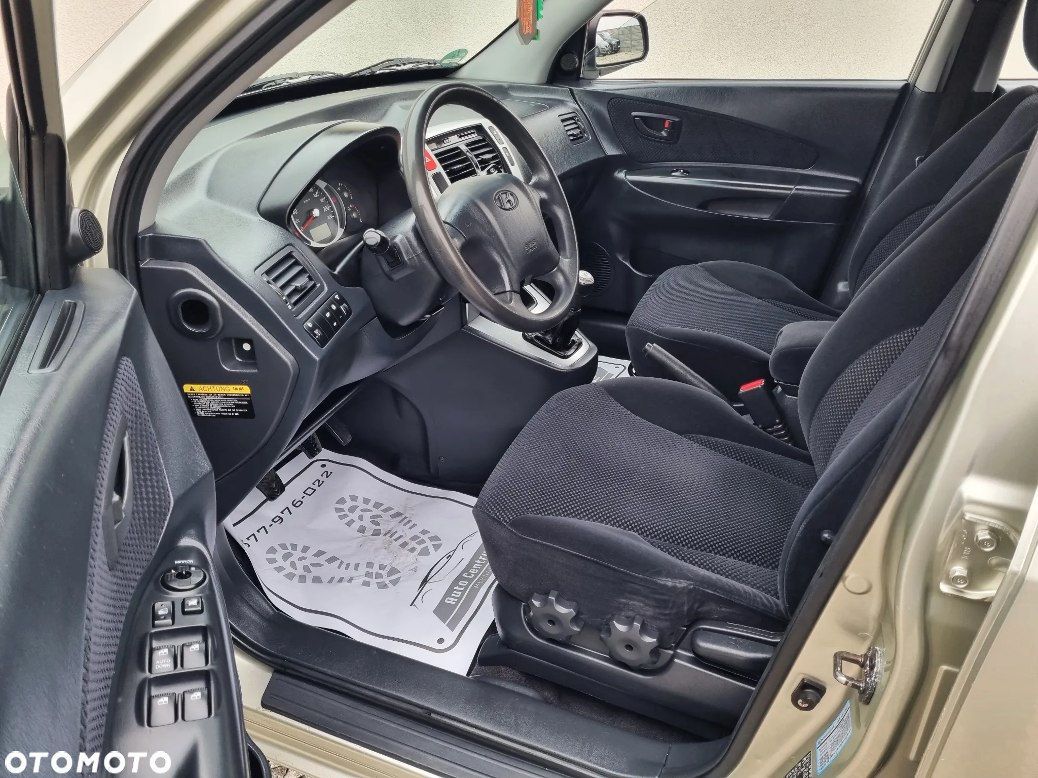 Hyundai Tucson 2.0 Comfort 2WD - 8