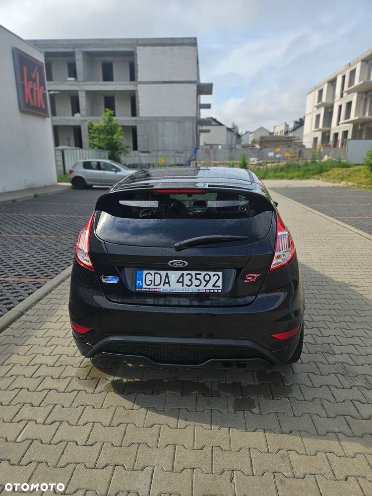 Ford Fiesta ST - 6