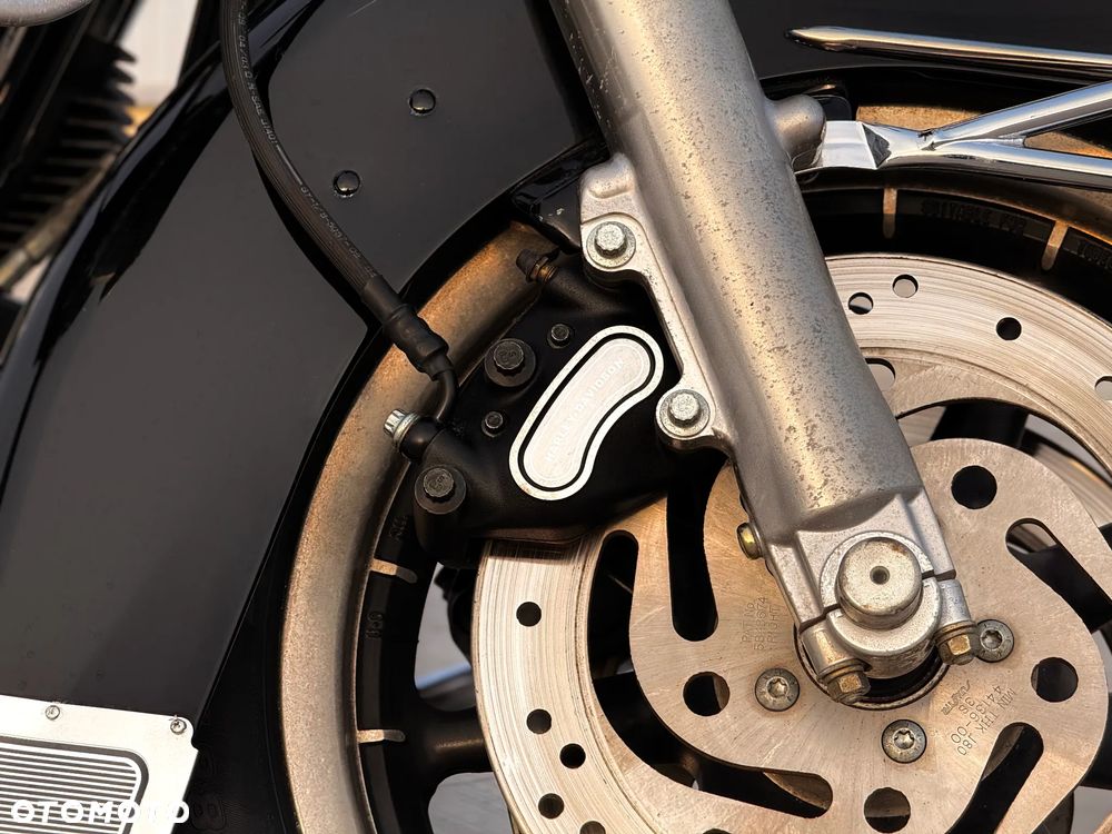 Harley-Davidson FLHT Electra Glide Standard - 26