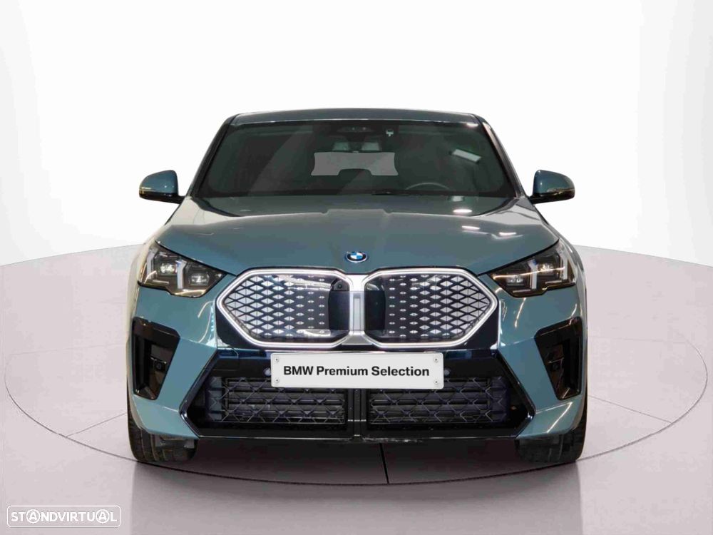 BMW iX2 eDrive20 - 4