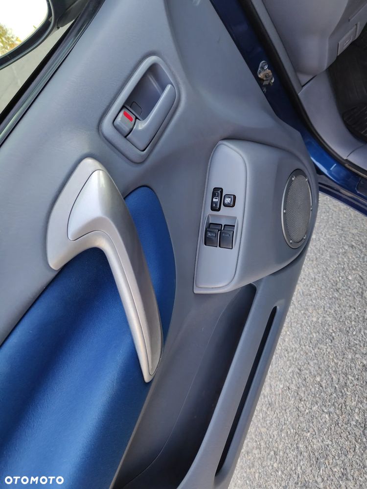 Toyota RAV4 1.8 VVT-i Terra 2WD - 21