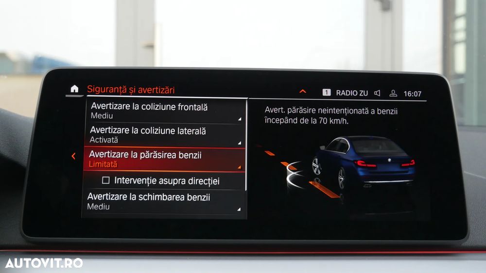 BMW Seria 5 530i xDrive AT - 32