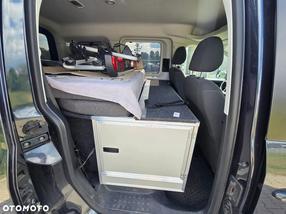 Volkswagen Caddy - 16