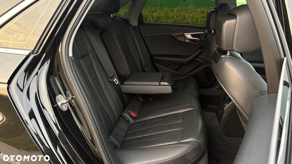 Audi A4 Limousine - 25