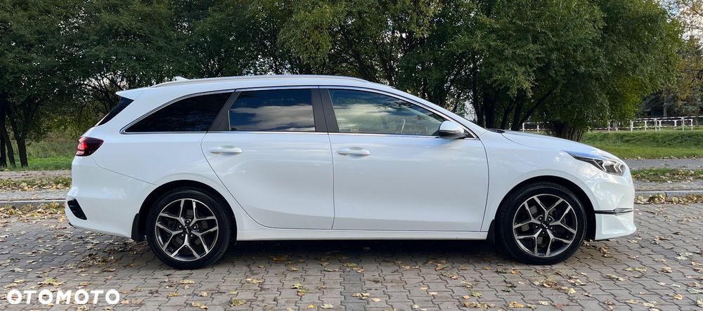 Kia Ceed 1.5 T-GDI L Business Line DCT - 2