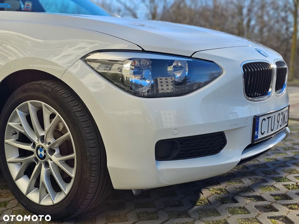 BMW Seria 1 116i - 12