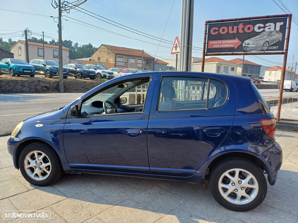 Toyota Yaris 1.3 Sol AC Aut. - 3